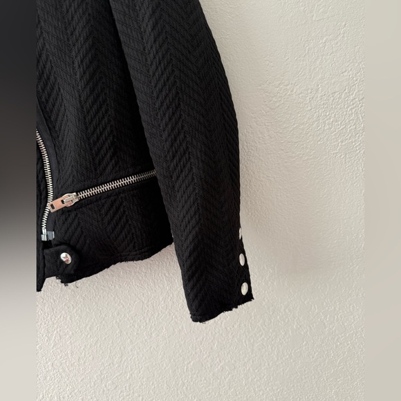 Iro Women's Size 1 Black Leather Shoulder Patches Phoebe Moto Jacket Jacket - Picture 7 of 14